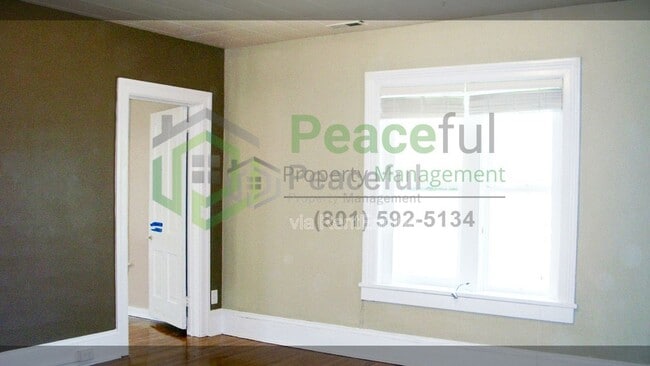 Photo - 215 D St E Unidad 3