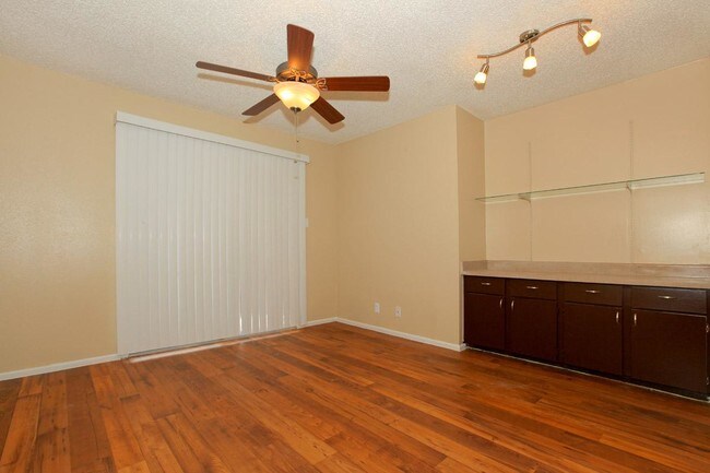 SPACIOUS FLOOR PLAN - Avistar in 09 Apartments