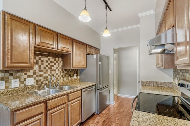 229 Westchase Dr