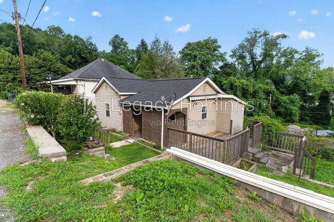 Photo - 138 Austin Ave