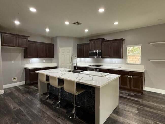 Photo - Home with Solar in Gated Sonora Wells