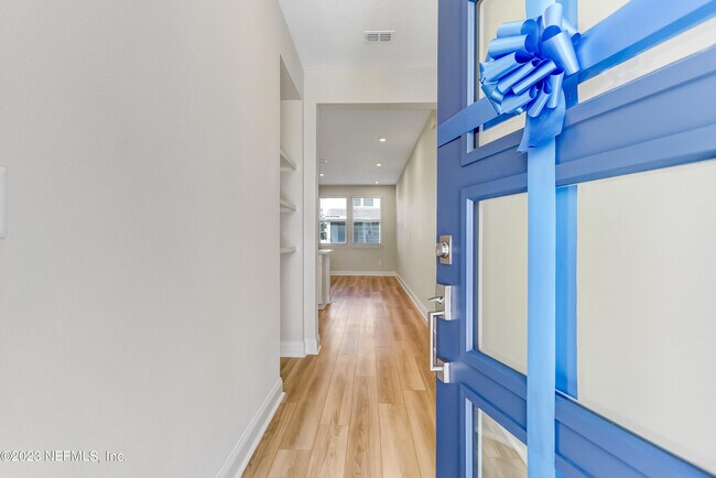 Photo - 14167 Pier Ln