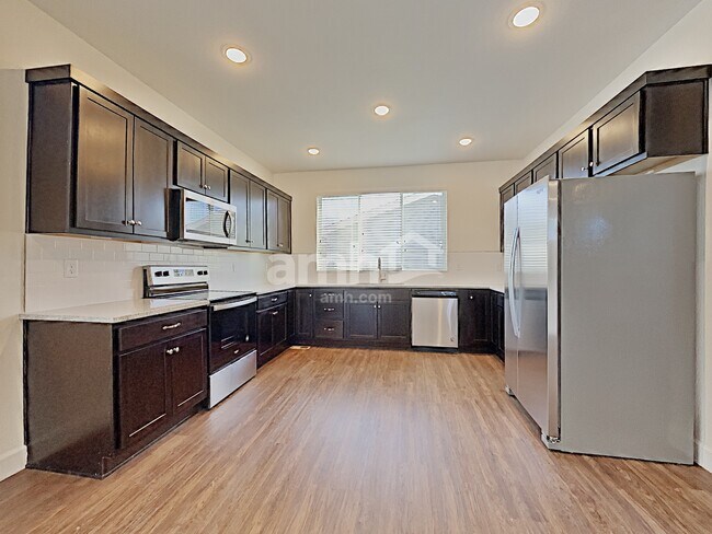 Photo - 4283 Crestone Peak St