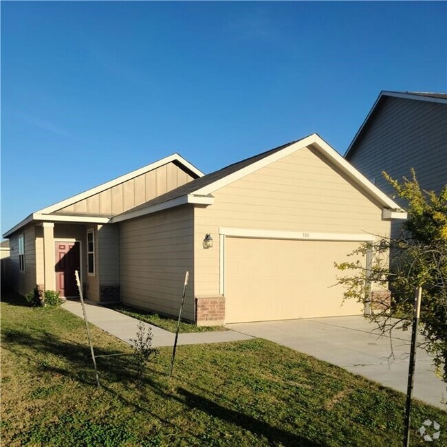 Building Photo - 308 Flower Smith Ln Rental