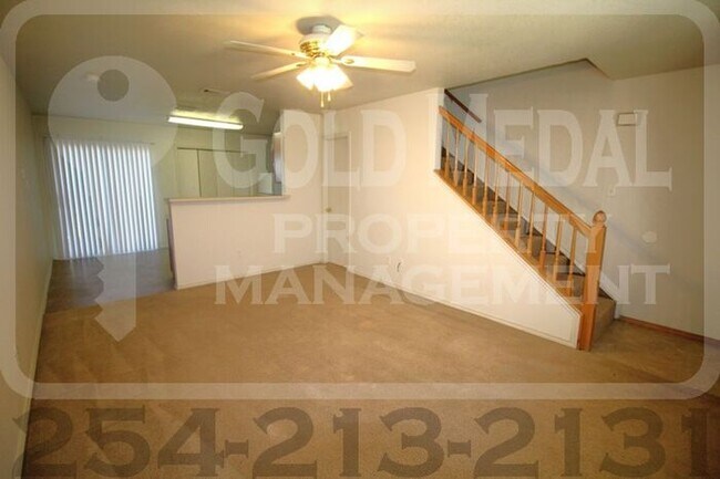 Photo - 306 Creek St