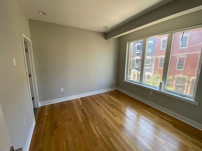 Photo - 1642 Cambridge St Unidad B