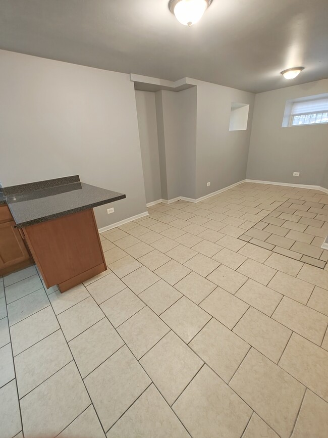 Photo - 6030 S Eberhart Ave Unit B