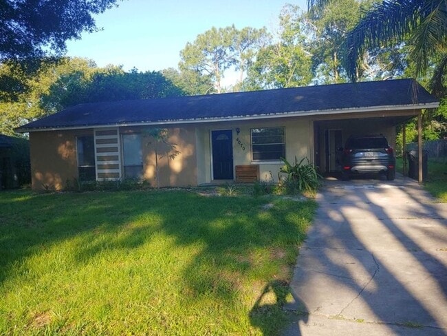 Building Photo - North Lakeland Rental!