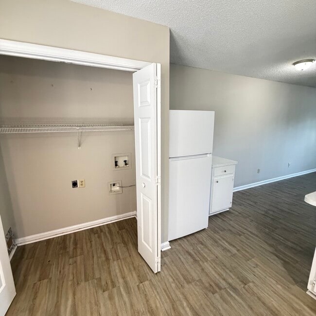 6615 Cottonwood Dr Unit D
