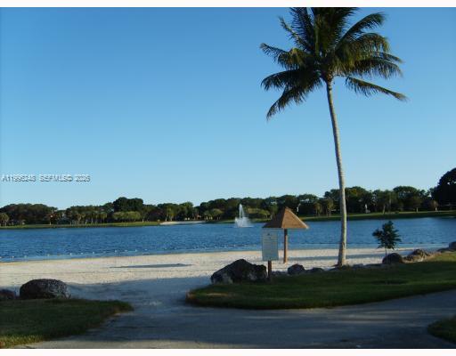 Building Photo - 15610 SW 105th Ln Unit 605