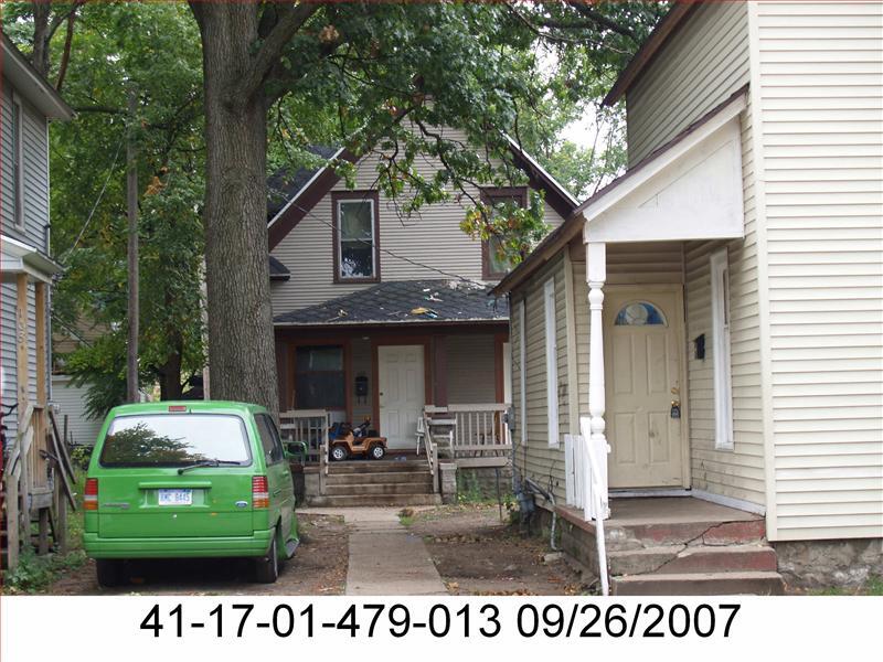 Photo - 110 Stewart St SW