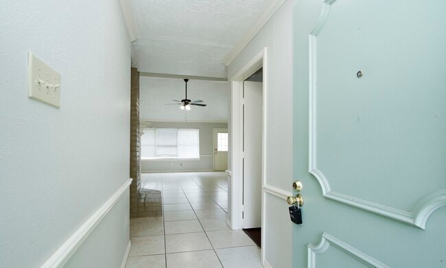 Photo - 18531 Lippizaner Dr