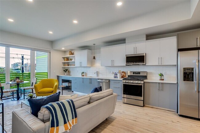Photo - 4004 Banister Ln Unit 308