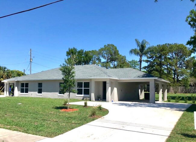 Photo - 440 Dora Ave