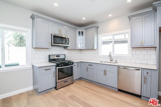 Photo - 1239 S Highland Ave