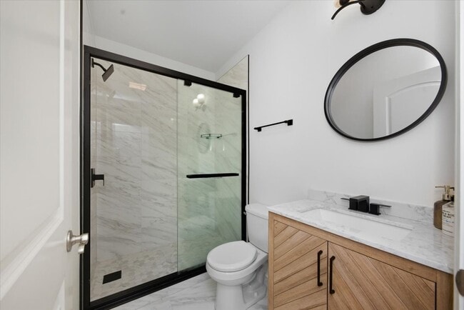 Photo - 1523 W Huron St Unit 3