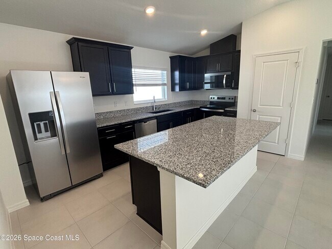 Photo - 641 Hugo SE Dr