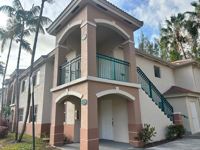 Building Photo - 1300 SE 31st Ct Unit 206-36 Rental