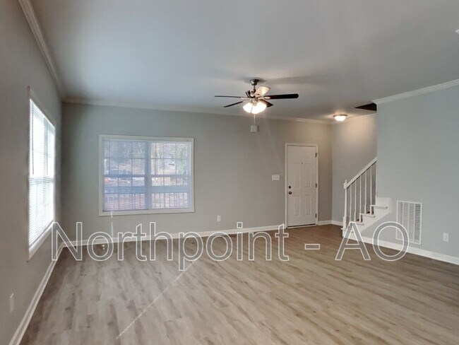 Photo - 295 Sterling St SE