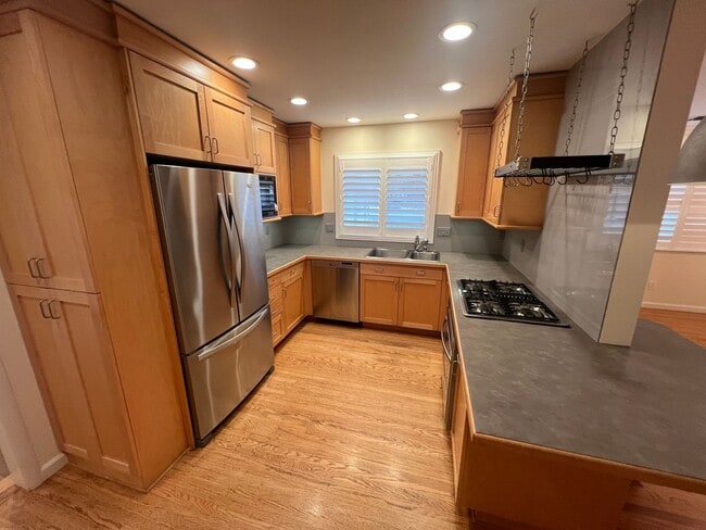 Photo - 3 bed / 2 Bath | Davis Slide Hill Park Home Available Now