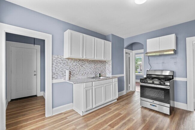Photo - 1105 N Main St Unit 3