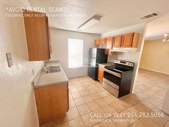 Photo - 1703 Benttree Dr
