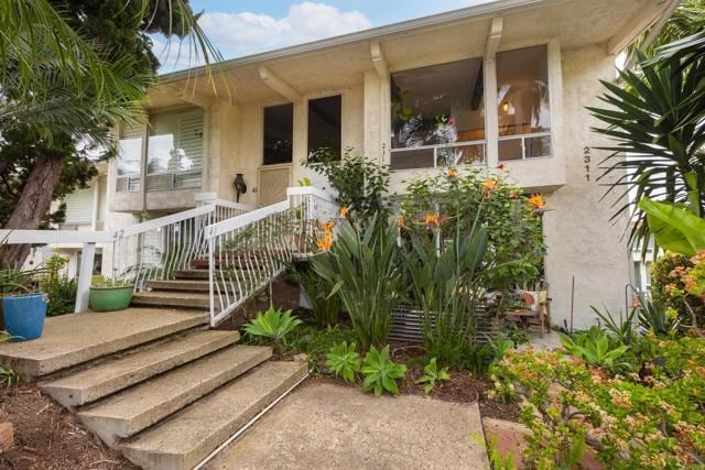 Photo - 2311 Caringa Way Unidad 41