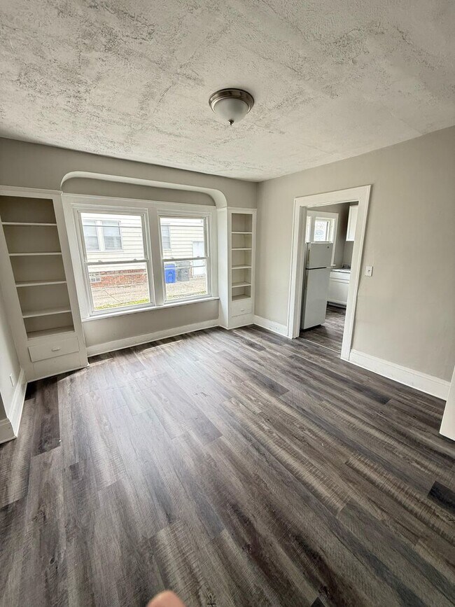 Photo - 1754 Algonac Rd Unit Lower