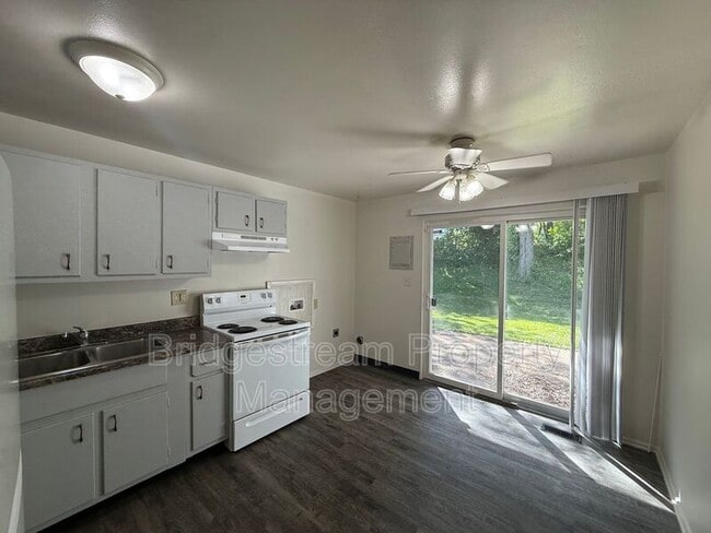 Photo - 5126 Nebraska Ave