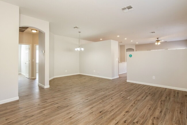 Photo - 8842 W Hilton Ave