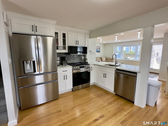 Photo - 309 Greenfield St