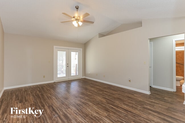 Photo - 1734 Chandelier Cir E