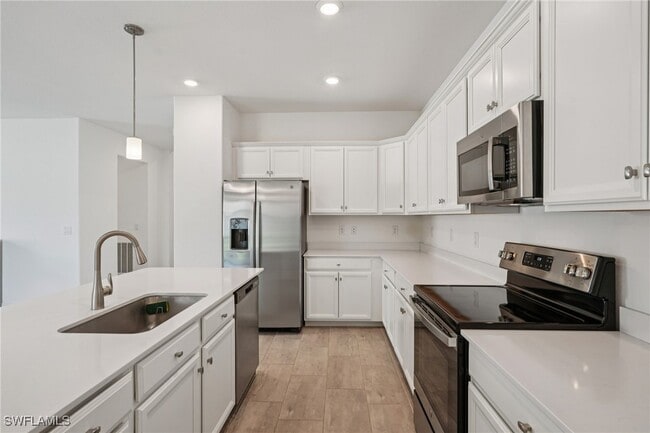 Photo - 2445 Orchard St