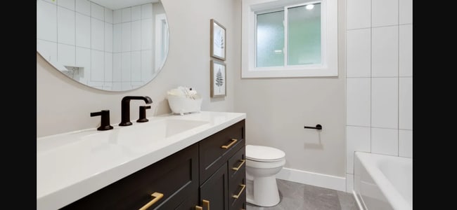 Photo - 77 Claymore Cres Unité Upperlevel