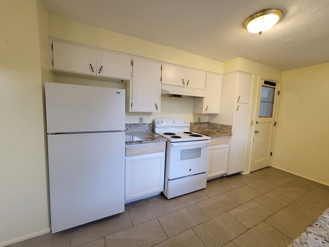 Photo - 01012 Unit 01012