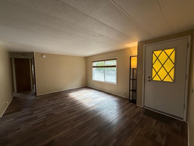 Photo - 1025 Scott Terrace