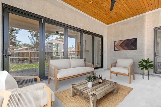 Photo - 1506 W 43rd St