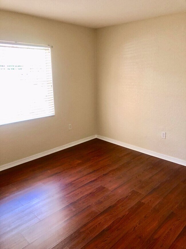 Photo - Two Bed/Two Bath Conveniently Located in Park View Condominiums, Close to Downtown Sarasota Unit 1