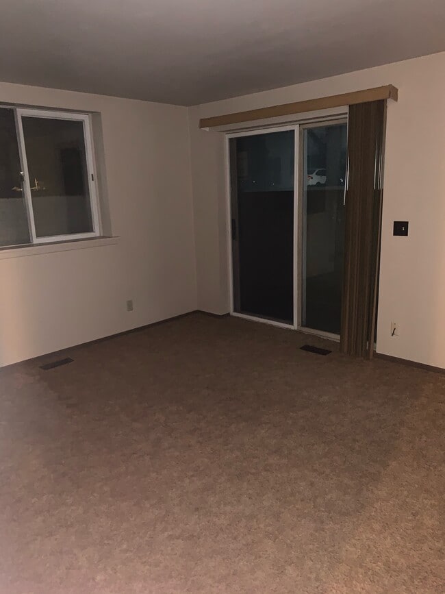 Photo - Blue Spruce Apartments Unit B2