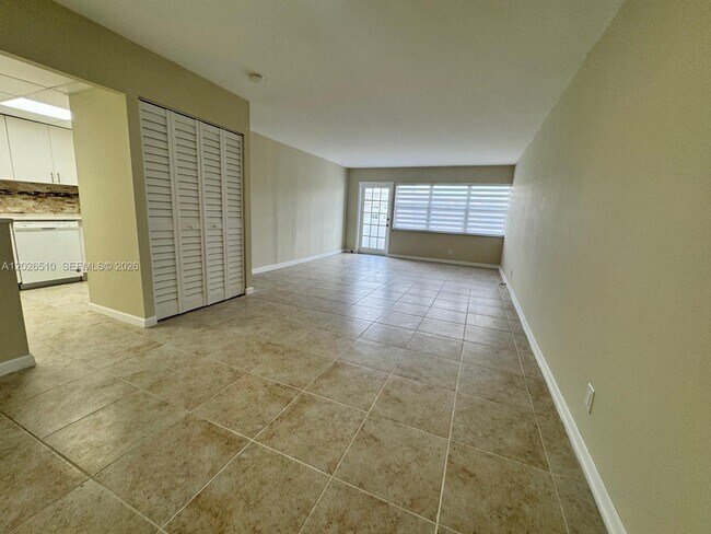 Photo - 401 Golden Isles Dr Unit 614