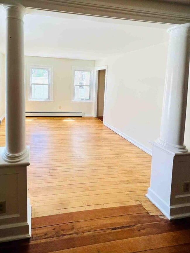 45 Murray St