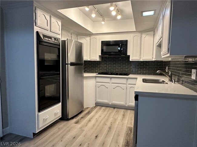 Photo - 2748 Heritage Ct