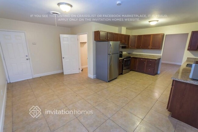 Photo - 3720 W Park Rd