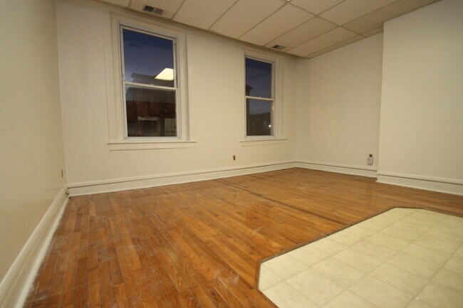 Photo - 2509 St Paul St Unidad #7