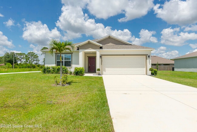 Photo - 724 San Filippo Dr SE House
