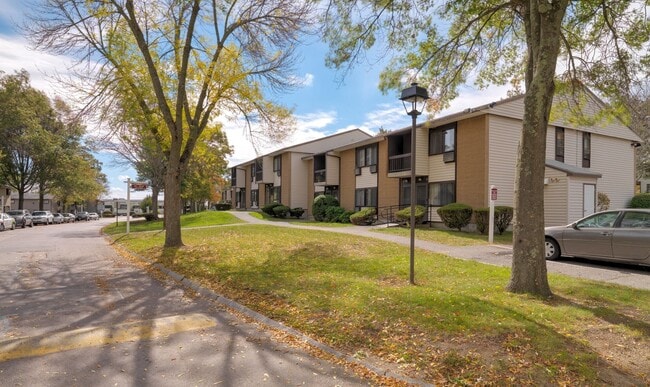 Photo - 202 Chatham W Dr Unidad #202