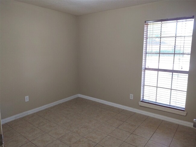 Photo - 2515 Heritage Colony Dr