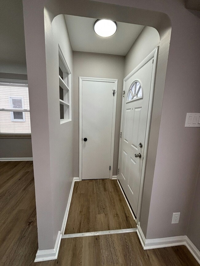 Photo - 31045 Marquette St