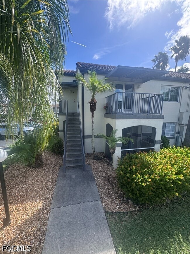 3421 Winkler Ave Unit 402