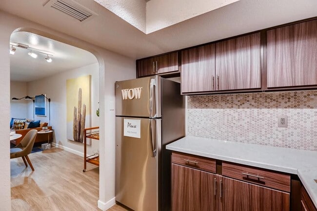 Visconti at Camelback apartments — community photo